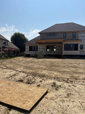 10505 Excalibur Drive, Shelby Twp, MI 48315