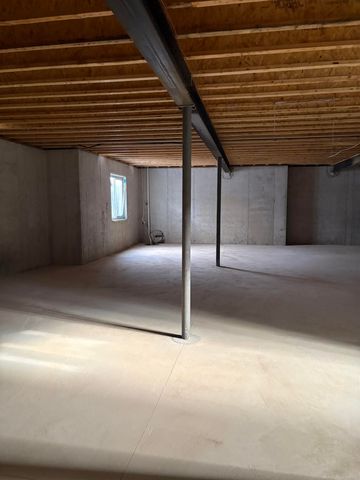 10505 Excalibur Drive, Shelby Twp, MI 48315