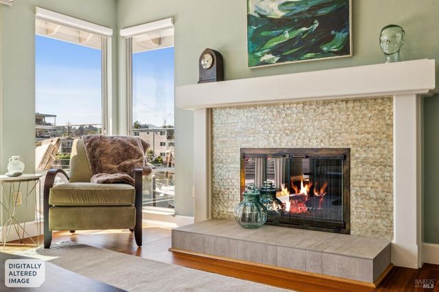 24 Mooring Rd, San Rafael, CA 94901