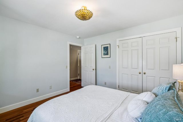 24 Mooring Rd, San Rafael, CA 94901