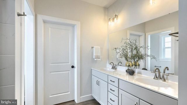 15 VISTA CT, Lititz, PA 17543