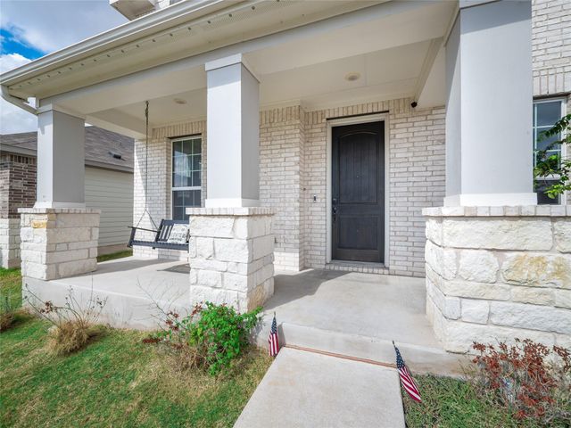 311 Bear Oak ST, Hutto, TX 78634