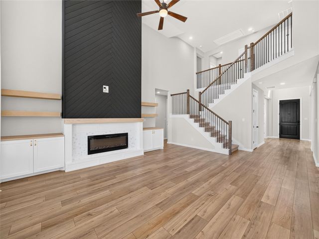 311 Bear Oak ST, Hutto, TX 78634