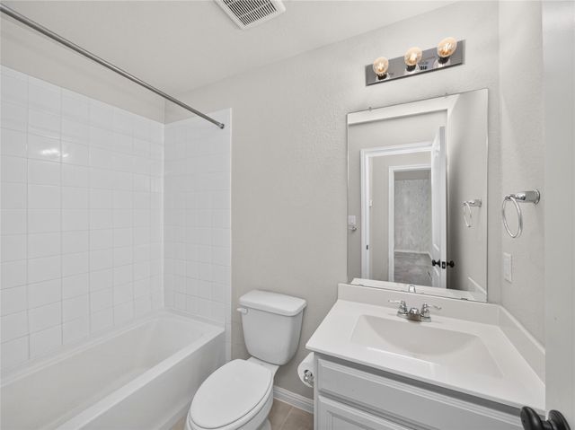 311 Bear Oak ST, Hutto, TX 78634