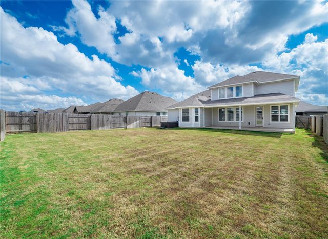 311 Bear Oak ST, Hutto, TX 78634