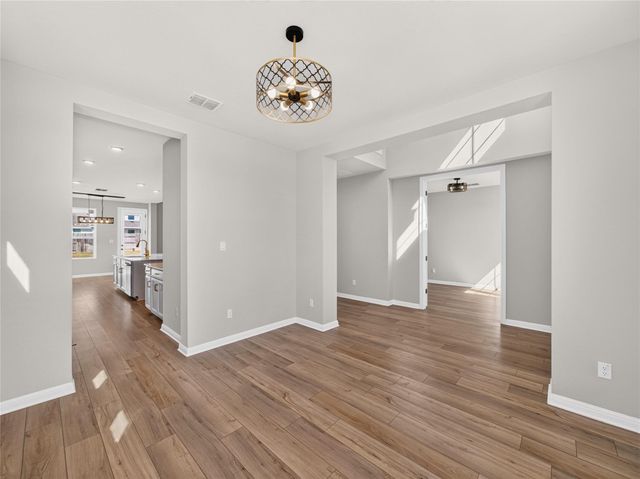 311 Bear Oak ST, Hutto, TX 78634