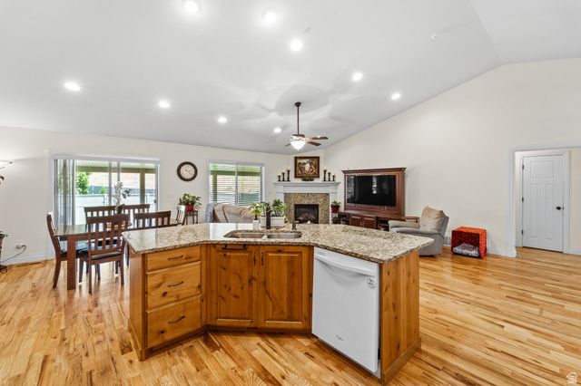 8768 N DURHAM CT, Eagle Mountain, UT 84005