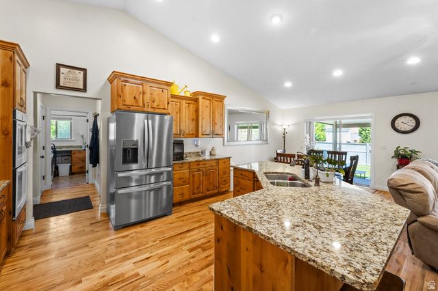 8768 N DURHAM CT, Eagle Mountain, UT 84005
