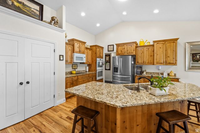 8768 N DURHAM CT, Eagle Mountain, UT 84005
