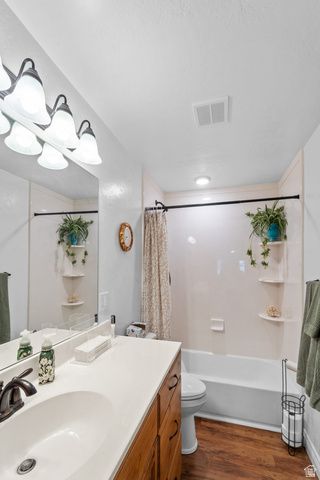 8768 N DURHAM CT, Eagle Mountain, UT 84005