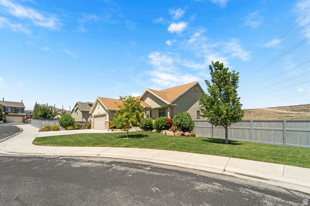 8768 N DURHAM CT, Eagle Mountain, UT 84005