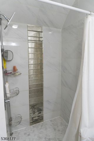 695 Clifton Ave, Newark City, NJ 07104