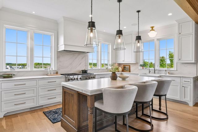 2891 Deer Hill Road, Medina, MN 55356