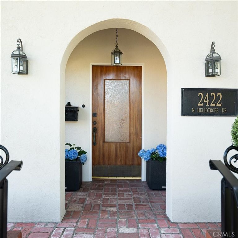 2422 N Heliotrope, Santa Ana, CA 92706 — photo 5