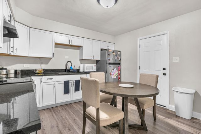 6803 Schneider Avenue, Hammond, IN 46323