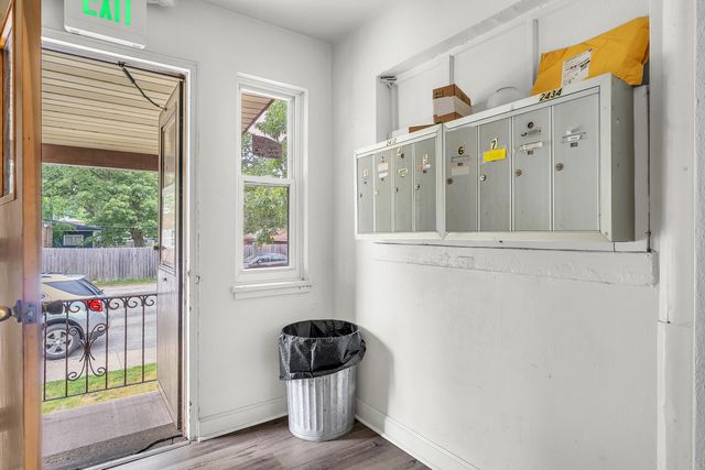 6803 Schneider Avenue, Hammond, IN 46323