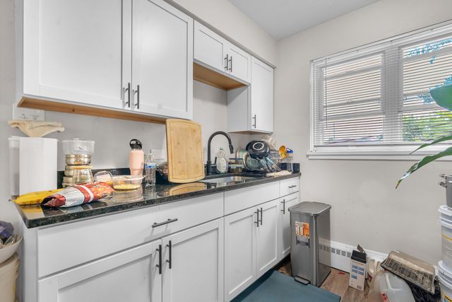6803 Schneider Avenue, Hammond, IN 46323
