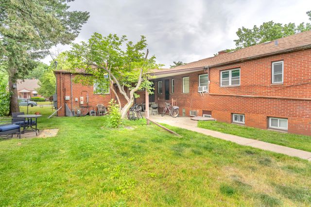 6803 Schneider Avenue, Hammond, IN 46323
