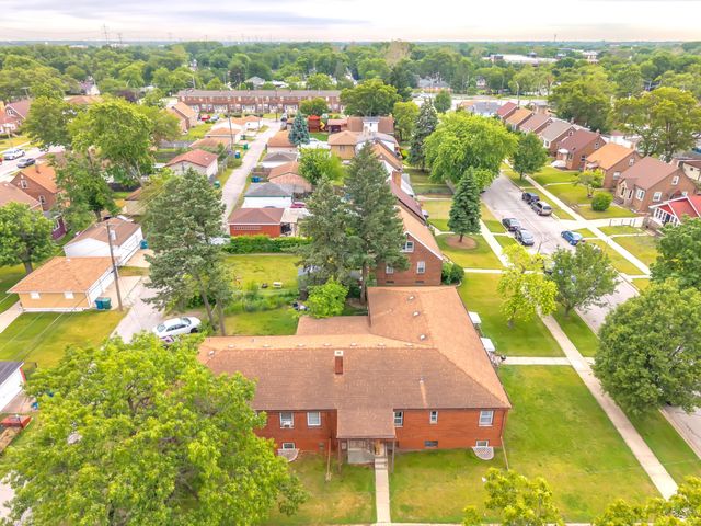 6803 Schneider Avenue, Hammond, IN 46323