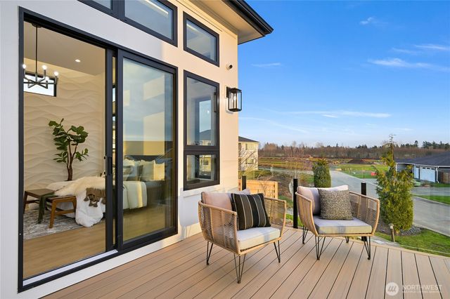 5414 Lasiandra Drive, Blaine, WA 98230