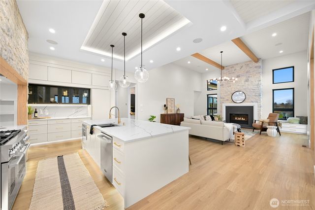 5414 Lasiandra Drive, Blaine, WA 98230