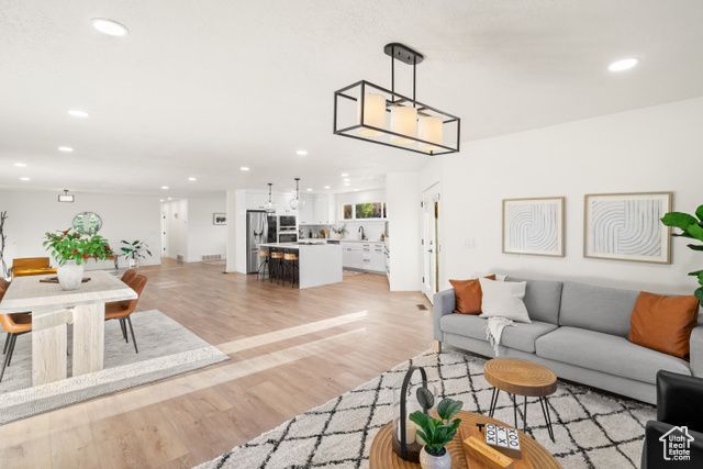 567 S 8850 E, Huntsville, UT 84317