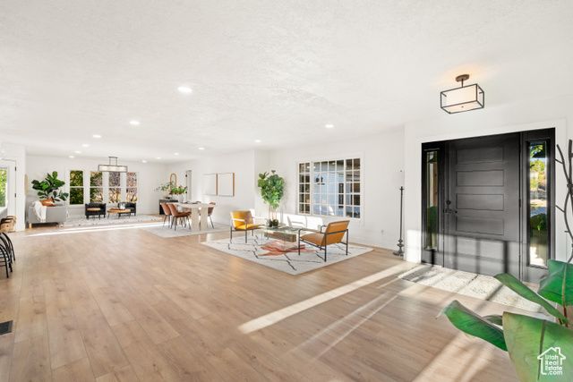 567 S 8850 E, Huntsville, UT 84317