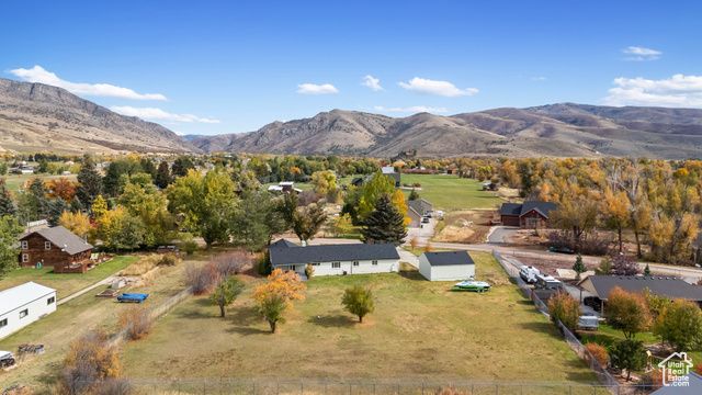 567 S 8850 E, Huntsville, UT 84317