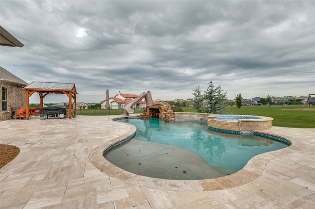 312 Angelina Drive, Aledo, TX 76008