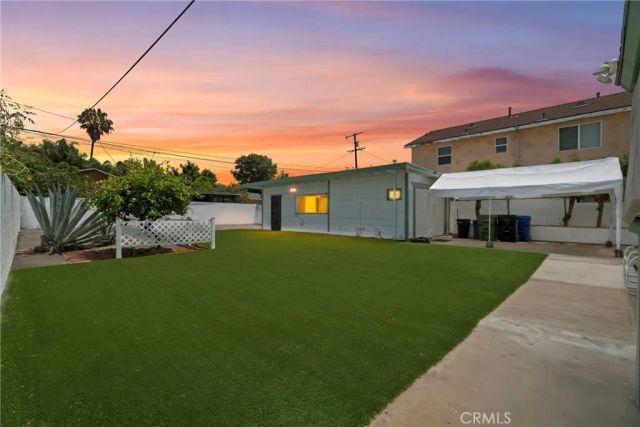 10550 Tamarack Avenue, Los Angeles, CA 91331
