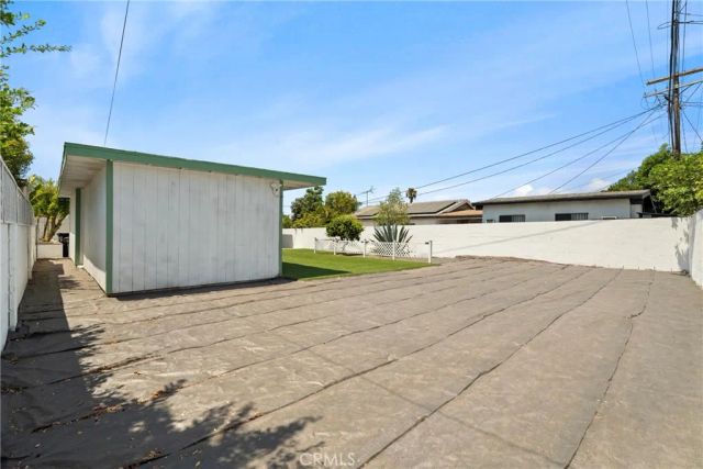 10550 Tamarack Avenue, Los Angeles, CA 91331