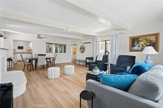 10550 Tamarack Avenue, Los Angeles, CA 91331