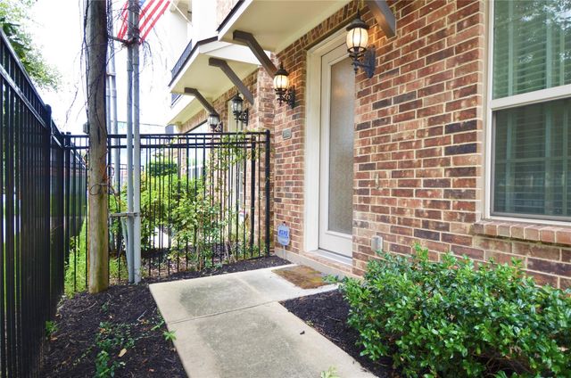3408 La Branch Street B, Houston, TX 77004