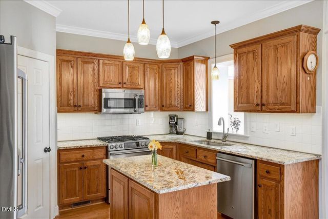 2341 Knoll Ridge Lane, Wake Forest, NC 27587