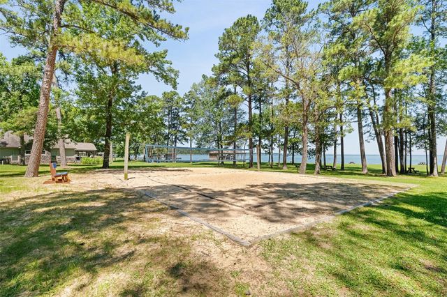 10 Lost Circle, Coldspring, TX 77331