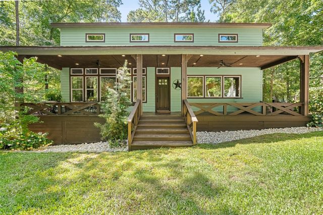 10 Lost Circle, Coldspring, TX 77331