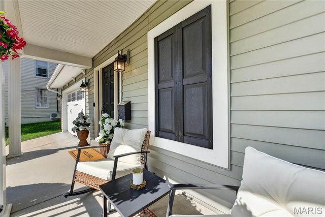 953 N Harrison Avenue, Kirkwood, MO 63122
