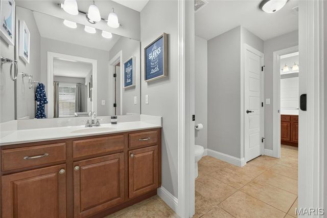 953 N Harrison Avenue, Kirkwood, MO 63122