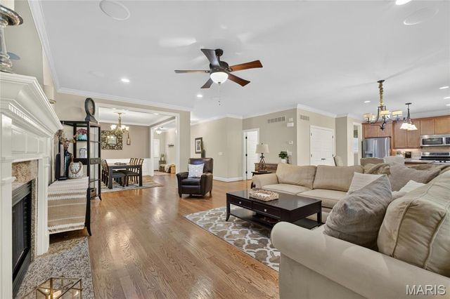 953 N Harrison Avenue, Kirkwood, MO 63122