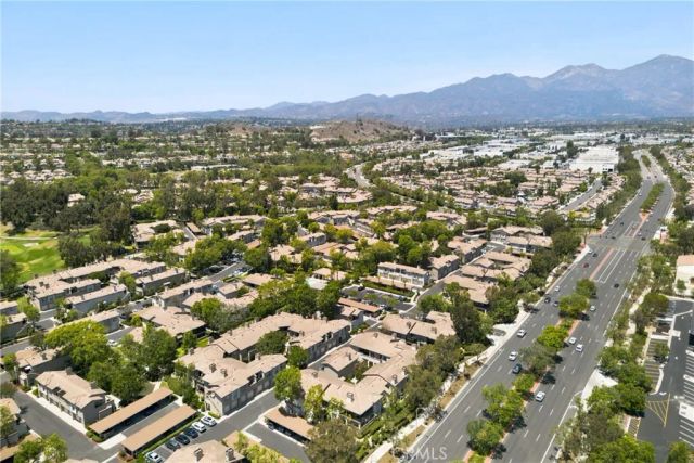 138 Via Contento, Rancho Santa Margarita, CA 92688