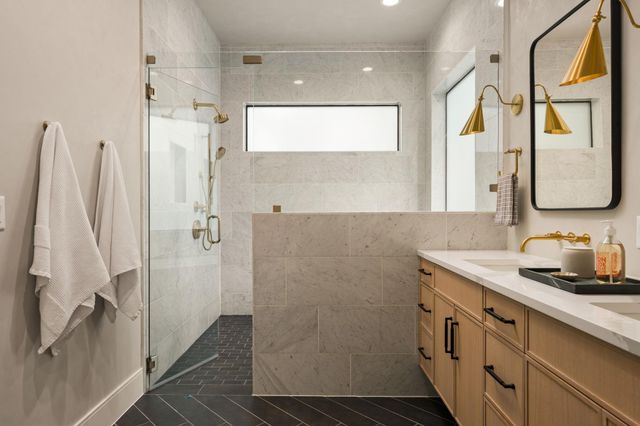 212 Fletcher ST, Austin, TX 78704