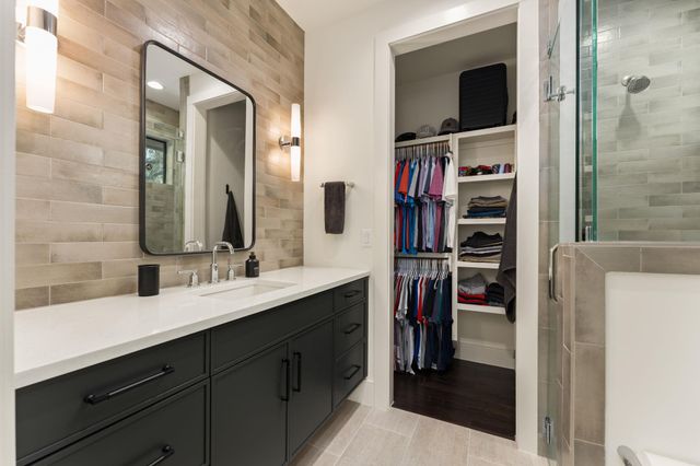 212 Fletcher ST, Austin, TX 78704