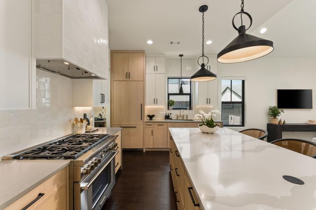 212 Fletcher ST, Austin, TX 78704