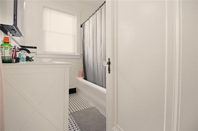 18 Nelson Street, Providence, RI 02908