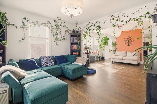 18 Nelson Street, Providence, RI 02908