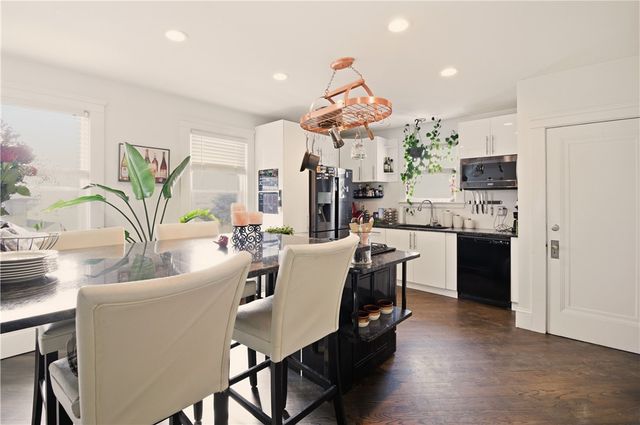 18 Nelson Street, Providence, RI 02908