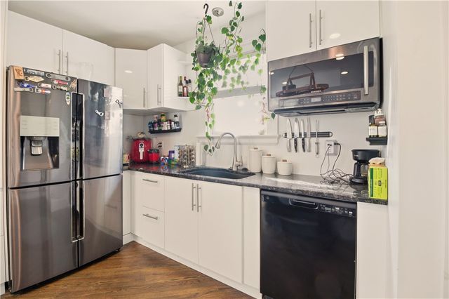 18 Nelson Street, Providence, RI 02908