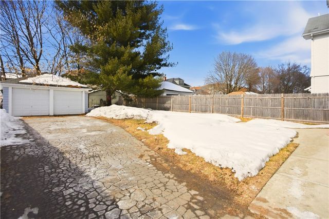 18 Nelson Street, Providence, RI 02908