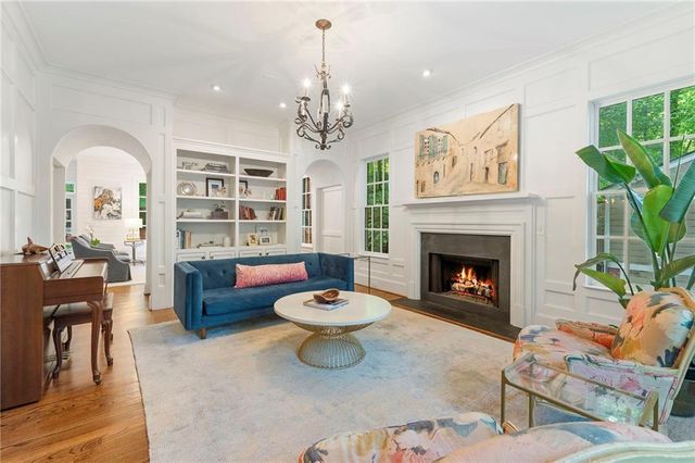 2769 Mornington Drive, Atlanta, GA 30327