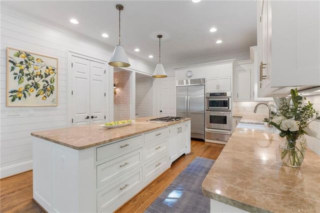 2769 Mornington Drive, Atlanta, GA 30327
